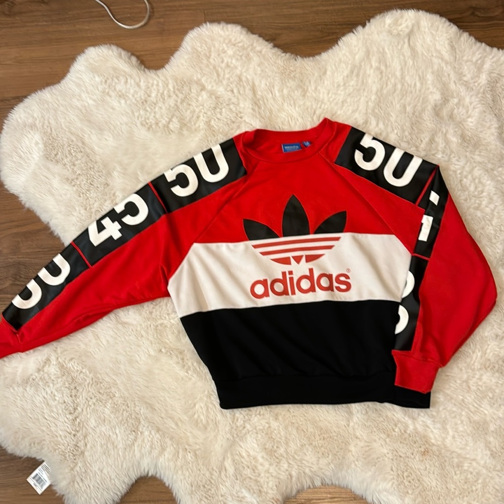 Adidas sweater